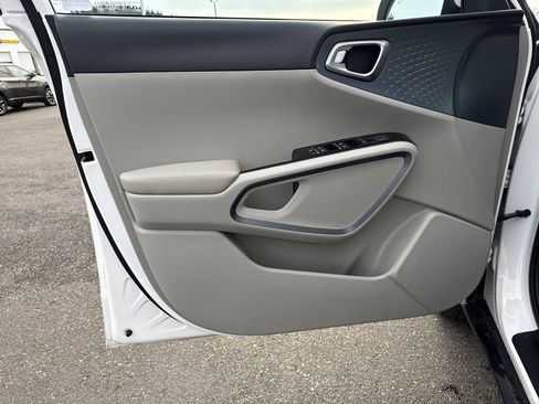 Certified 2023 Kia Soul EX image 19