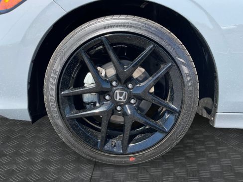 Used 2025 Honda Civic Sport Touring image 12