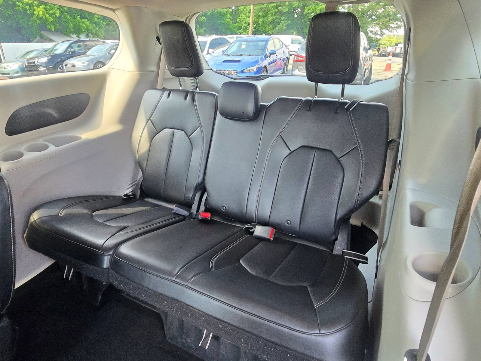 Used 2021 Chrysler Voyager Lxi FWD image 10