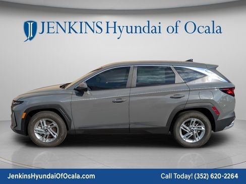 New 2026 Hyundai Tucson SE image 7