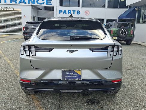 Certified 2021 Ford Mustang Mach-E Premium image 4