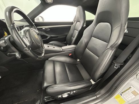 Used 2014 Porsche 911 Turbo S image 29