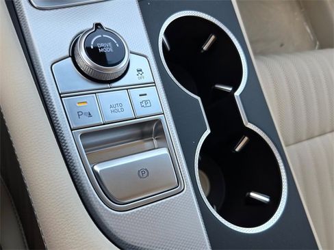 New 2026 Genesis G70 2.5T Prestige image 13