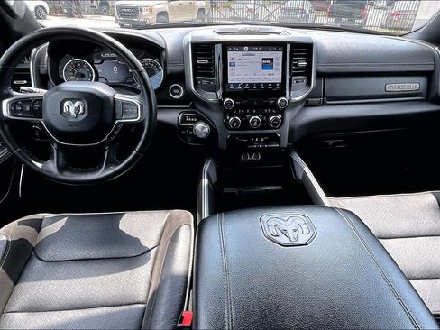 Used 2024 RAM 1500 Laramie AWD/4WD image 15