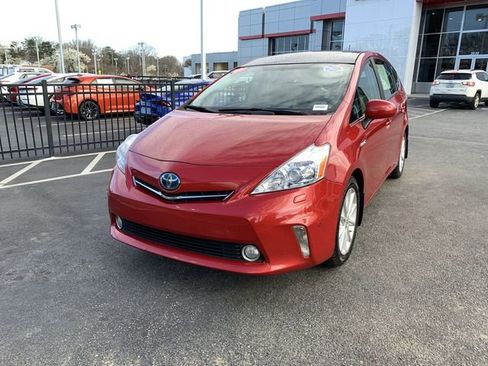 Used 2012 Toyota Prius V Five image 4