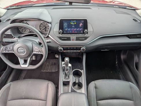 Used 2021 Nissan Altima 2.5 SV FWD image 24