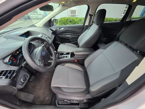 Used 2017 Ford Escape SE AWD/4WD image 12