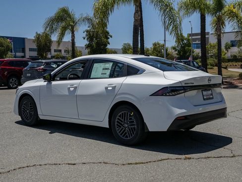 New 2026 Nissan Sentra SV w/ Floor Mat Package FWD image 6