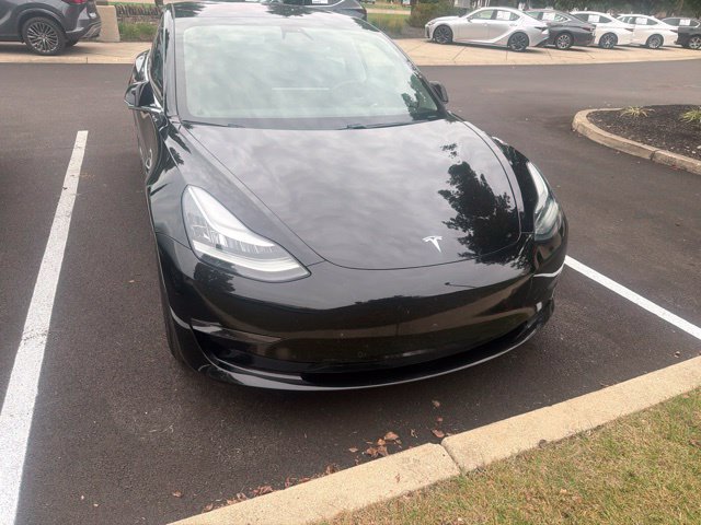 Used 2019 Tesla Model 3 Standard Range Plus RWD image 2