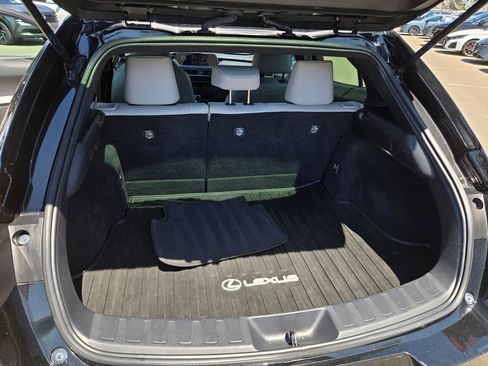 Used 2022 Lexus UX 200 w/ Accessory Package (Z2) image 27