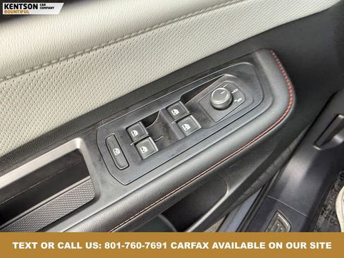 Used 2025 Volkswagen Atlas Peak Edition SE image 22