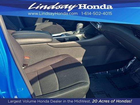 Used 2024 Nissan Sentra SV FWD image 27