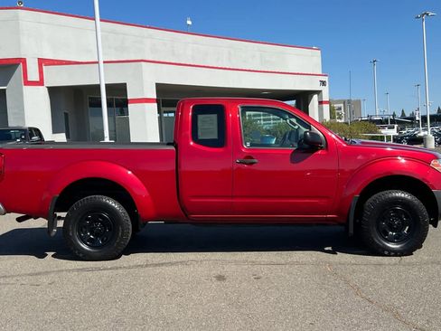 Used 2012 Nissan Frontier S RWD image 6