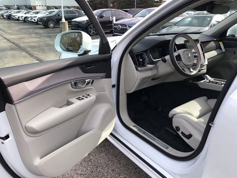 New 2026 Volvo XC90 B6 Ultra image 11