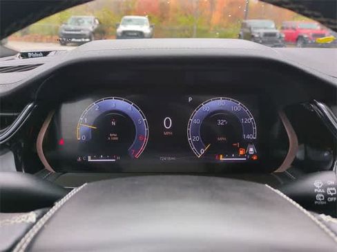 Used 2022 Jeep Grand Cherokee Overland w/ Adv Protech Group III image 35