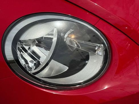 Used 2014 Volkswagen Beetle 1.8T FWD image 29