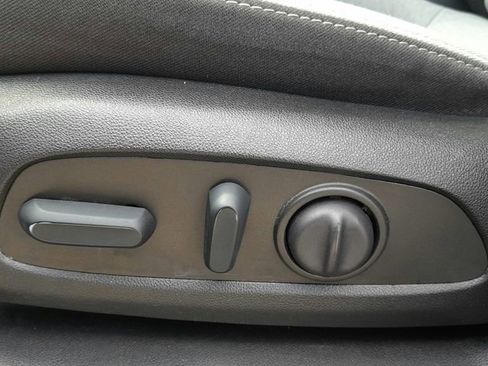 Used 2022 Chevrolet Equinox LS AWD/4WD image 19
