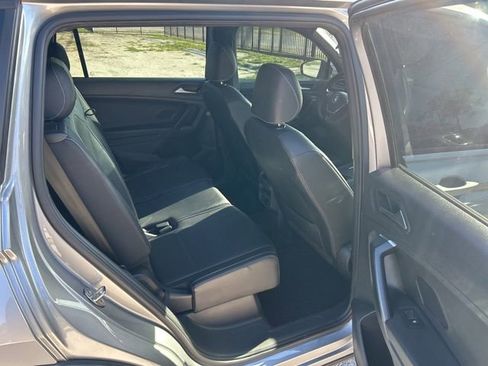 Used 2021 Volkswagen Tiguan SE R-Line FWD image 8