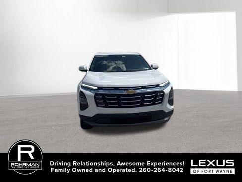 Used 2025 Chevrolet Equinox LT AWD/4WD image 4