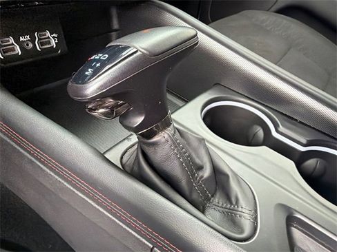 Used 2025 Dodge Durango GT w/ Blacktop Package image 32