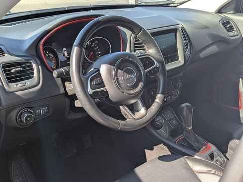 Used 2020 Jeep Compass Trailhawk w/ Cold Weather Group image 9