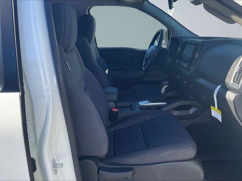 New 2026 Nissan Frontier S image 9