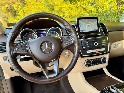 Used 2018 Mercedes-Benz GLE 350 4MATIC w/ Premium 1 Package image 51