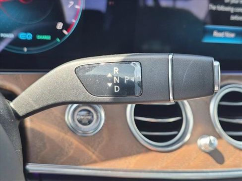 Used 2022 Mercedes-Benz E 450 4MATIC Sedan image 12
