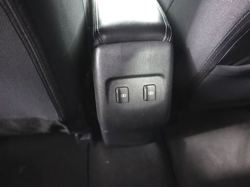 Certified 2022 Nissan Kicks SV image 21