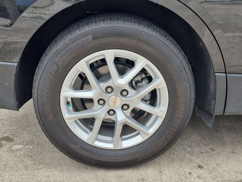 Used 2023 Chevrolet Equinox LS w/ LS Convenience Package FWD image 23