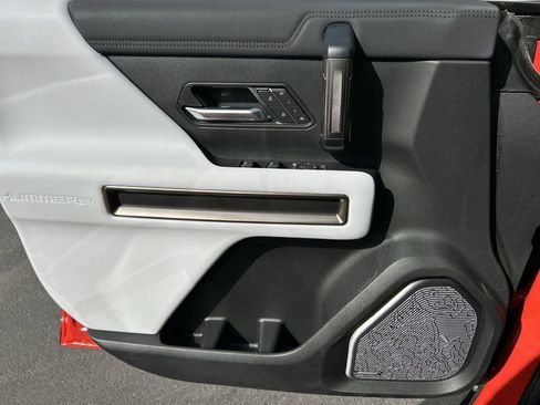 New 2025 GMC Hummer EV 3X image 23