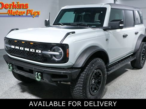 Used 2022 Ford Bronco Wildtrak AWD/4WD image 1