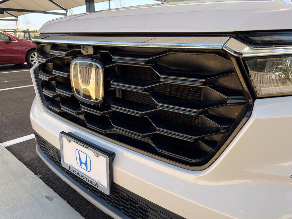 Used 2023 Honda Pilot Elite image 16