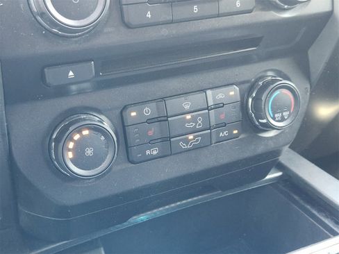 Used 2018 Ford F150 XLT w/ Equipment Group 302A Luxury image 19