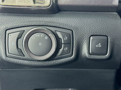 Used 2019 Ford Ranger Lariat w/ Trailer Tow Package image 10