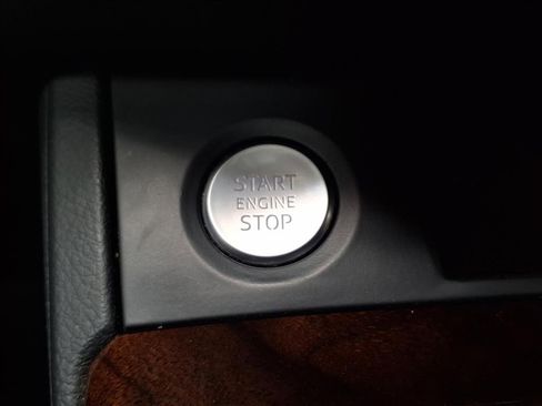 Used 2018 Audi Q5 2.0T Premium image 19