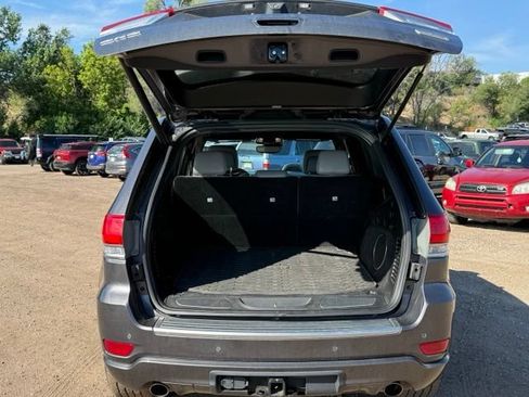 Used 2018 Jeep Grand Cherokee Limited AWD/4WD image 17