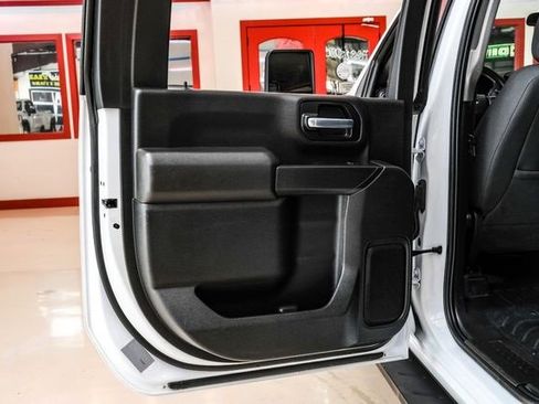 Used 2021 Chevrolet Silverado 3500 LT image 39