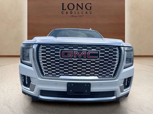 Used 2023 GMC Yukon Denali w/ LPO, Floor Liner Package AWD/4WD image 8