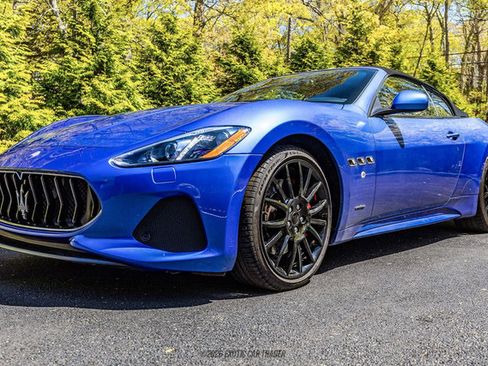 Used 2018 Maserati GranTurismo Sport RWD image 20