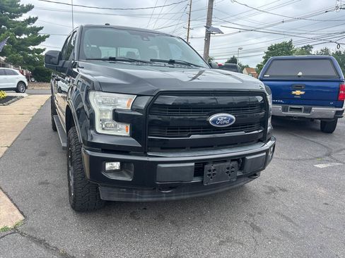 Used 2017 Ford F150 Lariat w/ Equipment Group 502A Luxury AWD/4WD image 9