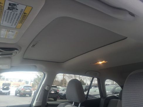 Used 2020 Subaru Outback Premium image 21