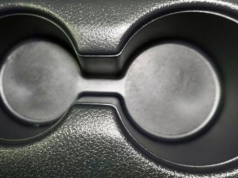 Used 2016 Nissan Sentra SV w/ Style Package image 23