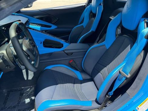Used 2023 Chevrolet Corvette Stingray Premium Conv w/ Z51 Performance Package RWD image 13
