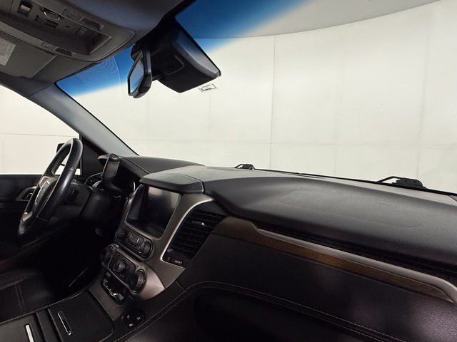 Used 2019 GMC Yukon Denali w/ Denali Ultimate Package AWD/4WD image 30