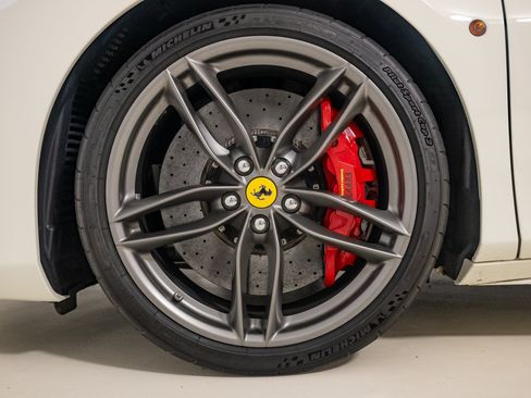 Certified 2017 Ferrari 488 GTB RWD image 15