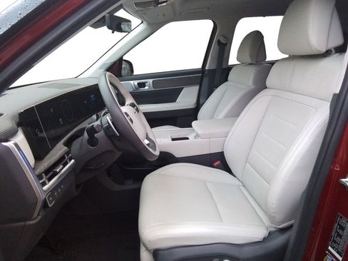 Certified 2024 Hyundai Santa Fe Calligraphy image 9