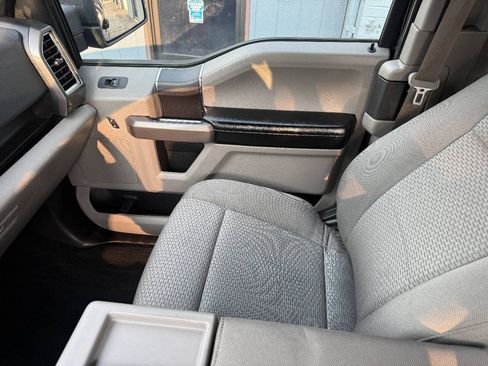 Used 2016 Ford F150 XLT w/ Equipment Group 301A Mid AWD/4WD image 13