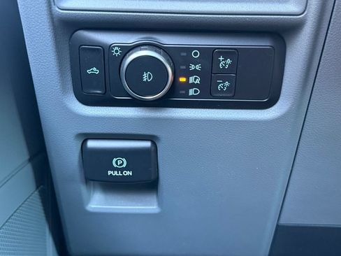 Used 2022 Ford F150 XLT RWD image 20