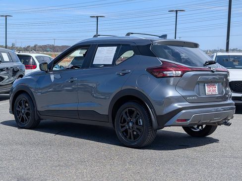 Used 2023 Nissan Kicks SV w/ Interior Electronics Package FWD image 12